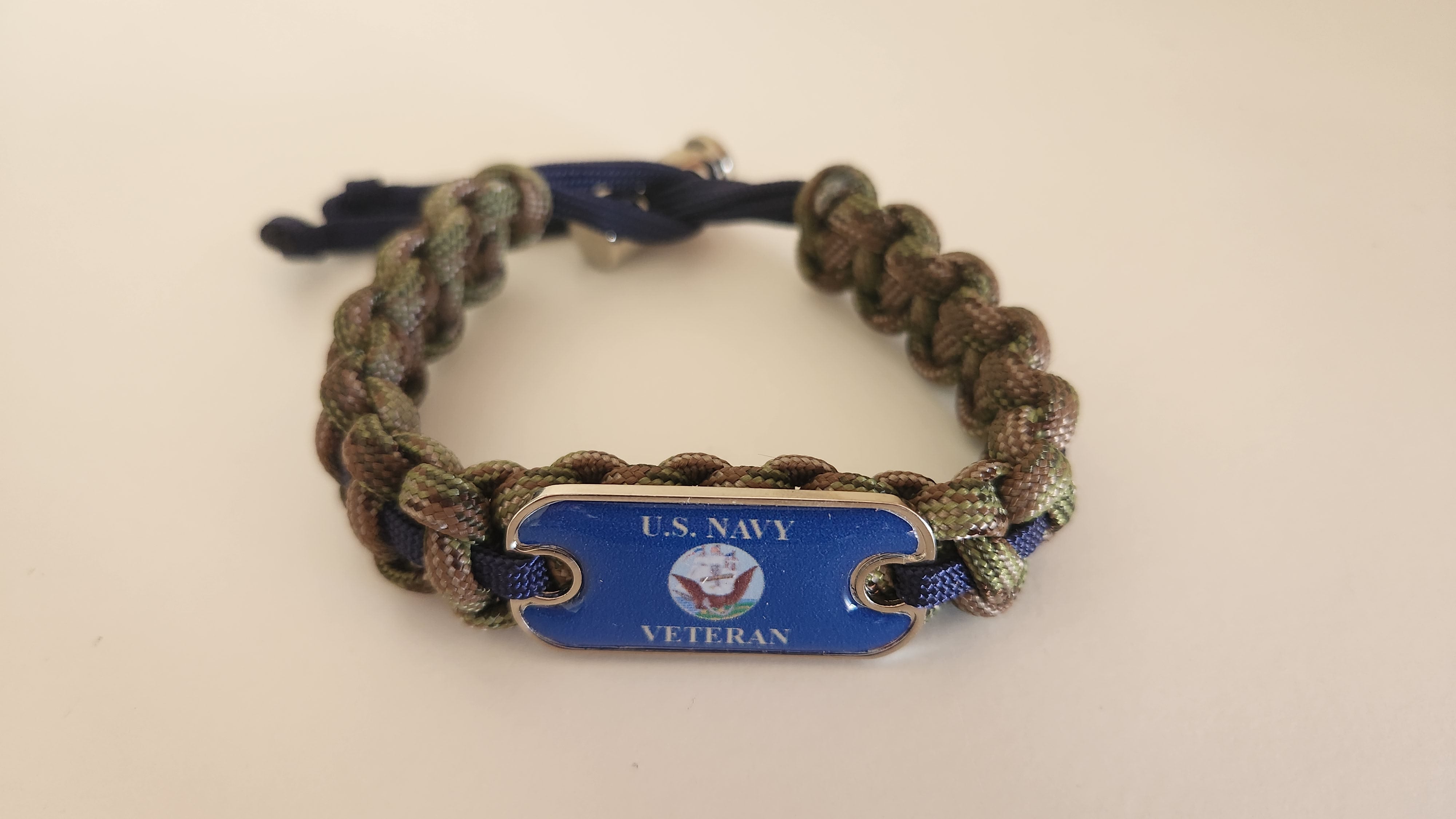 US Navy Veteran Dog Tag Paracord Bracelet - Handmade By Heroes