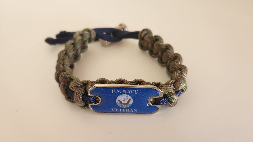 US Navy Veteran Dog Tag Paracord Bracelet