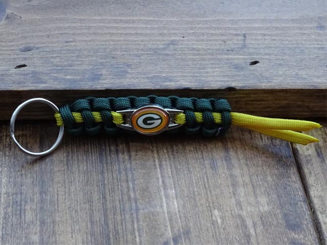 Officially Licensed Green Bay Packers NFL Paracord Mini Keychain