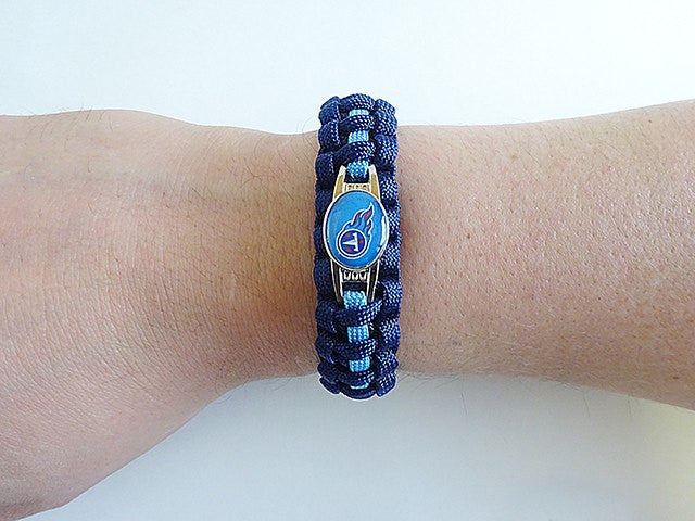 Officially Licensed NFL Tennessee Titans Paracord Bracelet
