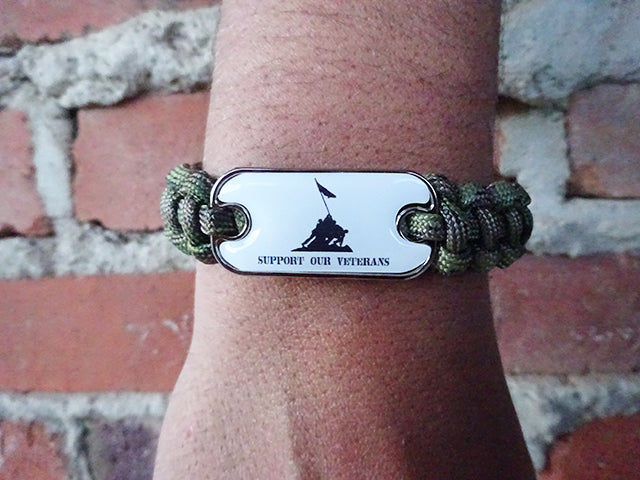 Dog Tag Paracord Bracelet with Custom Artwork